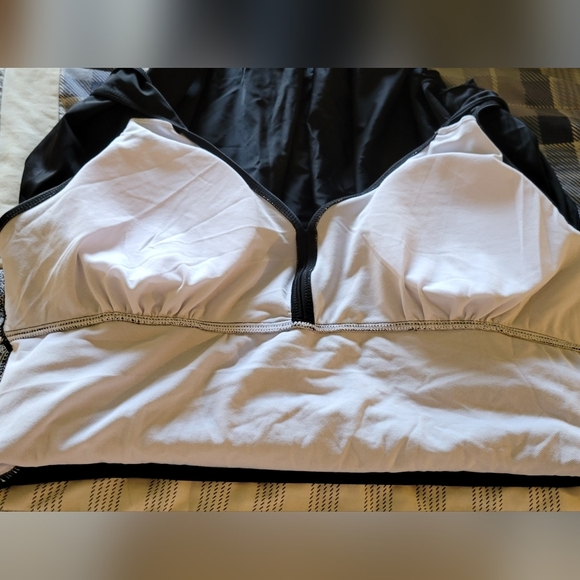 Plus Size 4xl Skirt w Under Shorts Bathing Swimsuit - Picture 6 of 7